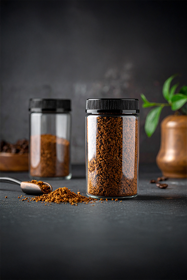 Instant coffee powder